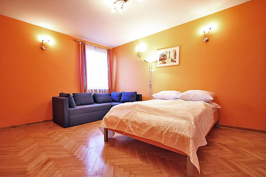 Capital Apartments - Centrum - Pokorna Warschau Zimmer foto